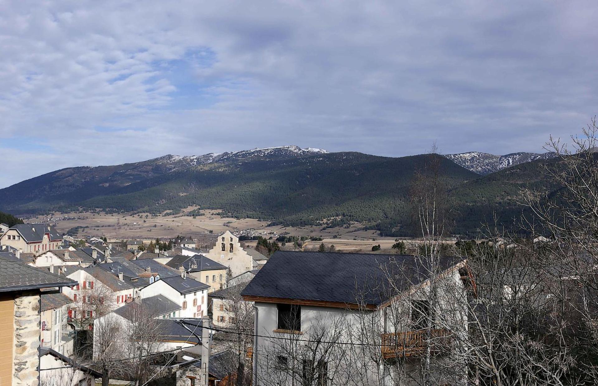 Appartement Avec Vue Et Jardin Formiguères Exteriér fotografie